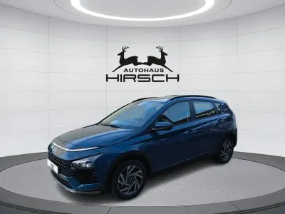 Neu Hyundai Bayon Trend 101 PS (74 kW) 2025 Vibrant blue / mic SUV