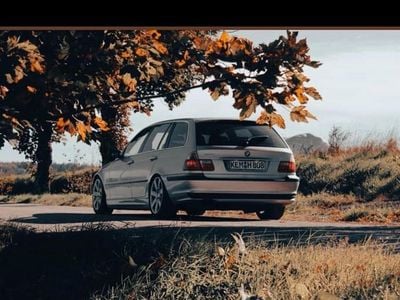 Silber Gebraucht 2003 BMW 325 Kombi | 4.050 € (Etwas zu teuer)