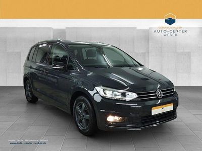 Grau Gebraucht 2020 VW Touran IQ Drive Van / Kleinbus | 24.780 € (Guter Preis)