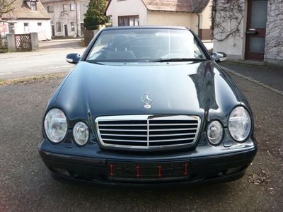 Gebraucht Mercedes CLK230 Avantgarde 197 PS (144 kW) 2002 Schwarz Cabrio