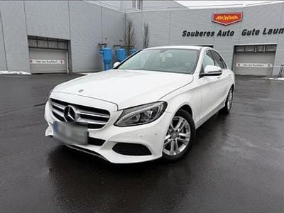 Gebraucht Mercedes C180 156 PS (114 kW) 2017 Weiß Limousine