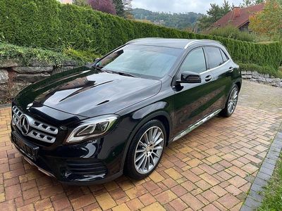 Mercedes GLA220