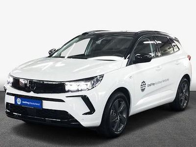 Second-hand Opel Grandland X GSe 301 CP (221 kW) 2023 Alb SUV
