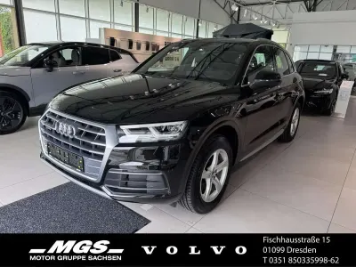 Gebraucht Audi Q5 Sport 252 PS (185 kW) 2018 Mythosschwarz metallic SUV