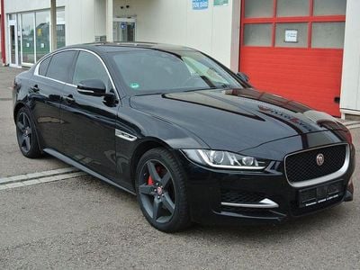 Schwarz Gebraucht 2017 Jaguar XE R-Sport Limousine | 13.900 € (Fairer Preis)