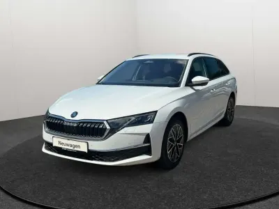 Neu Skoda Octavia 150 PS (110 kW) 2026 Moonweiss metallic Kombi