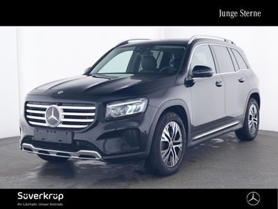 Mercedes GLB220