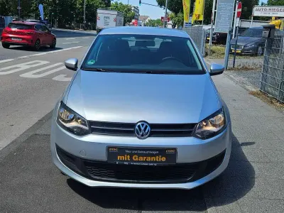 Gebraucht VW Polo Comfortline 86 PS (63 kW) 2010 Silber Kleinwagen