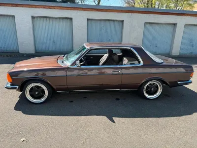 Brugt Mercedes 280 185 HK (136 kW) 1982 Coupe