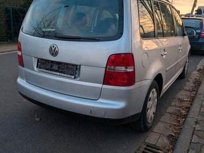Gebraucht VW Touran Basis 105 PS (77 kW) 2004 Silber Van / Kleinbus