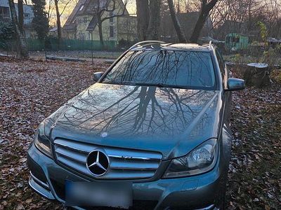 Gebraucht Mercedes C200 Avantgarde 185 PS (136 kW) 2011 Grau Kombi
