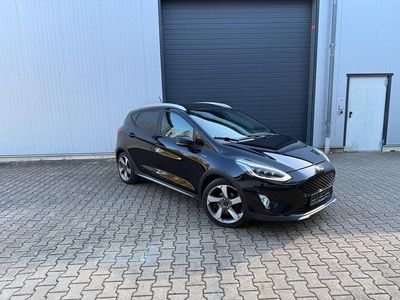 Gebraucht Ford Fiesta Active 140 PS (102 kW) 2018 Schwarz Limousine
