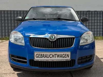 Gebraucht Skoda Fabia 60 PS (44 kW) 2009 Blau Limousine