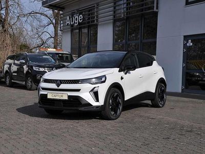 Neu Renault Captur Techno 158 PS (116 kW) 2025 Perlmuttweiß metallic, black SUV