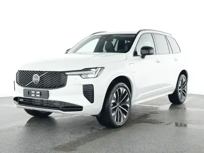 Używany Volvo XC90 Plus 310 KM (228 kW) 2025 Biały SUV
