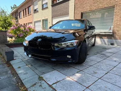 Gebraucht BMW 316 116 PS (85 kW) 2013 Schwarz Limousine