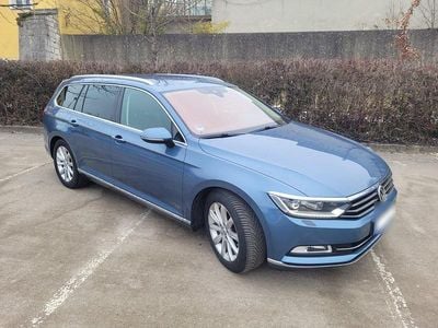Gebraucht VW Passat Highline 190 PS (139 kW) 2015 Blau Kombi
