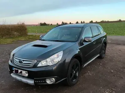 Gebraucht Subaru Outback Comfort 150 PS (110 kW) 2012 Grau Kombi