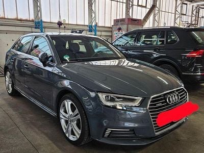 Gebraucht Audi A3 Sport 150 PS (110 kW) 2020 Grau Limousine