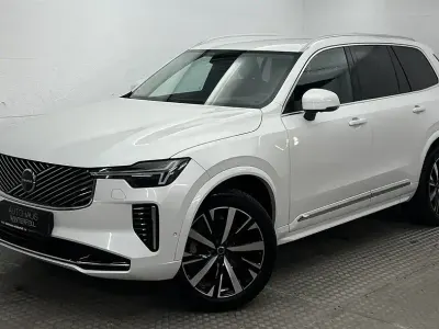 Gebraucht Volvo XC90 Plus 250 PS (183 kW) 2025 Weiß SUV