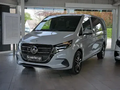 Usata Mercedes V220 Style 163 CV (119 kW) 2025 Grigio Monovolume