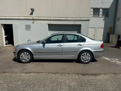 Brugt BMW 320 150 HK (110 kW) 1998 Sølv Sedan