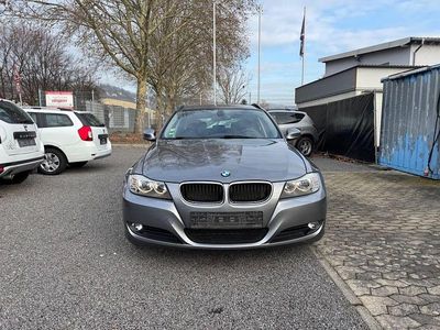 Gebraucht BMW 318 Comfort Edition 143 PS (105 kW) 2012 Grau Kombi