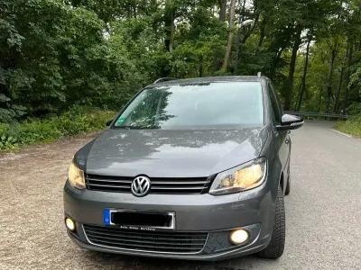Gebraucht VW Touran Match 140 PS (102 kW) 2013 Grau Van / Kleinbus