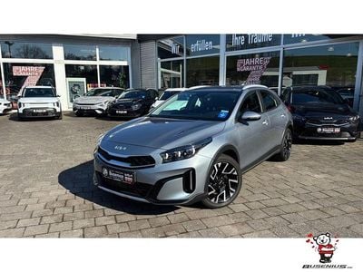 Gebraucht Kia XCeed Spirit 160 PS (117 kW) 2023 Css) lunarsilber met. (silber SUV