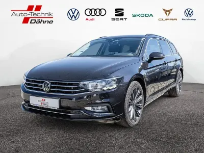 Gebraucht VW Passat Business 150 PS (110 kW) 2023 Schwarz / deep black (metallic) Kombi