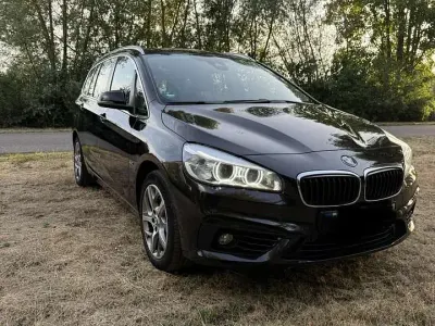 Gebraucht BMW 218 Gran Tourer Sport Line 150 PS (110 kW) 2016 Van / Kleinbus