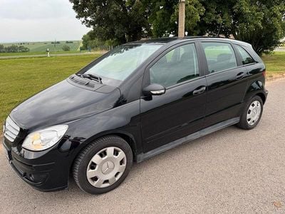 Gebraucht Mercedes B180 105 PS (77 kW) 2007 Schwarz Van / Kleinbus