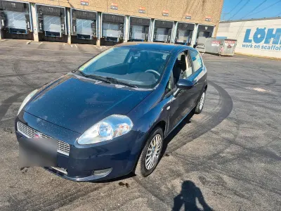 Gebraucht Fiat Punto 75 PS (55 kW) 2009 Blau Kleinwagen