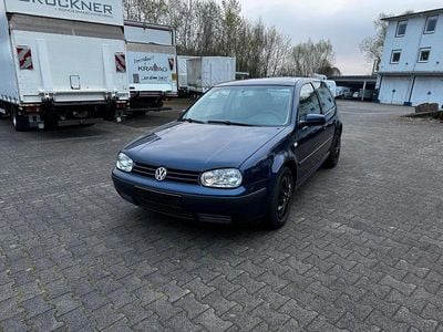 Gebraucht VW Golf IV 130 PS (95 kW) 2003 Blau Kleinwagen