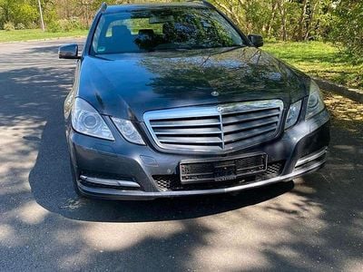 Mercedes E300
