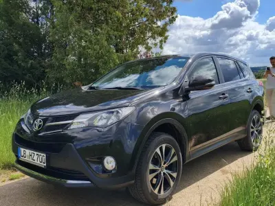Gebraucht Toyota RAV4 151 PS (111 kW) 2015 Schwarz SUV