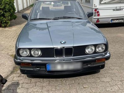 BMW 324