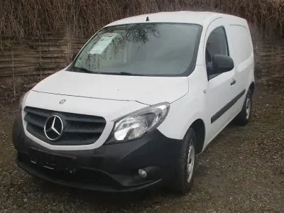 Używany Mercedes Citan 111 110 KM (80 kW) 2019 Biały Minivan