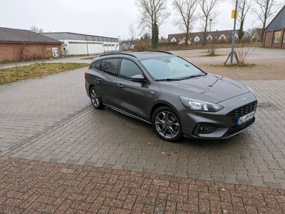 gebraucht Ford Focus Turnier ST-Line 1.0 Eco Boost