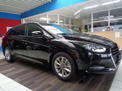 Phantom black / mic Gebraucht 2016 Hyundai i40 Kombi | 13.490 € (Guter Preis)