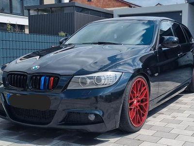 Gebraucht BMW 330 M Sport 245 PS (180 kW) 2012 Schwarz Kombi