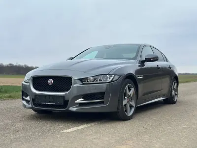 Gebraucht Jaguar XE R-Sport 241 PS (177 kW) 2017 Grau Limousine