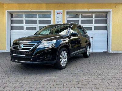 Schwarz Gebraucht 2009 VW Tiguan Sportline SUV | 9.990 € (Etwas zu teuer)