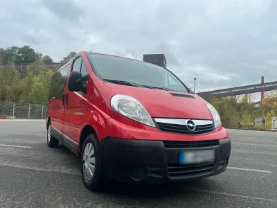 Gebraucht Opel Vivaro 90 PS (66 kW) 2014 Rot Van / Kleinbus