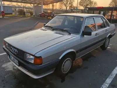 Gebraucht Audi 80 54 PS (39 kW) 1986 Grau Limousine