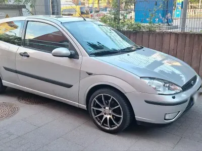 Gebraucht Ford Focus 101 PS (74 kW) 2002 Grau Coupé