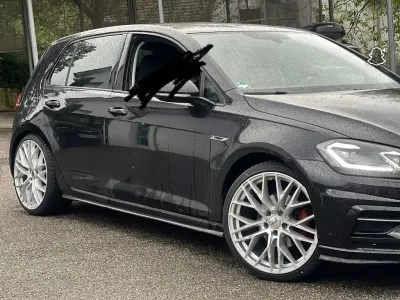 Gebraucht VW Golf VII Comfortline 150 PS (110 kW) 2018 Schwarz Limousine