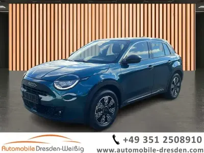Gebraucht Fiat 600 Pop 136 PS (100 kW) 2025 Blau SUV