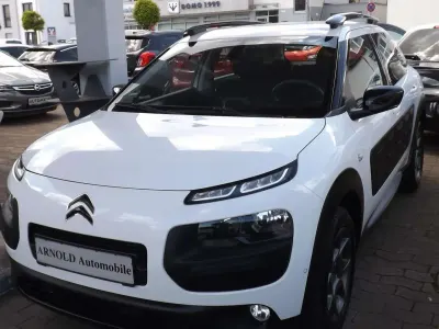 Gebraucht Citroën C4 Feel 82 PS (60 kW) 2015 Lack weiss banquise/ SUV