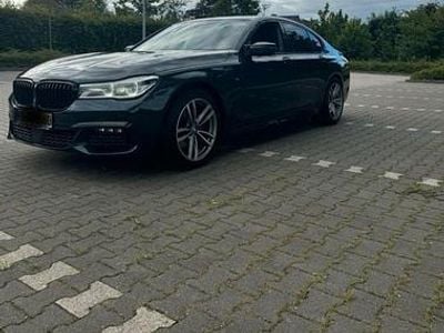 BMW 730
